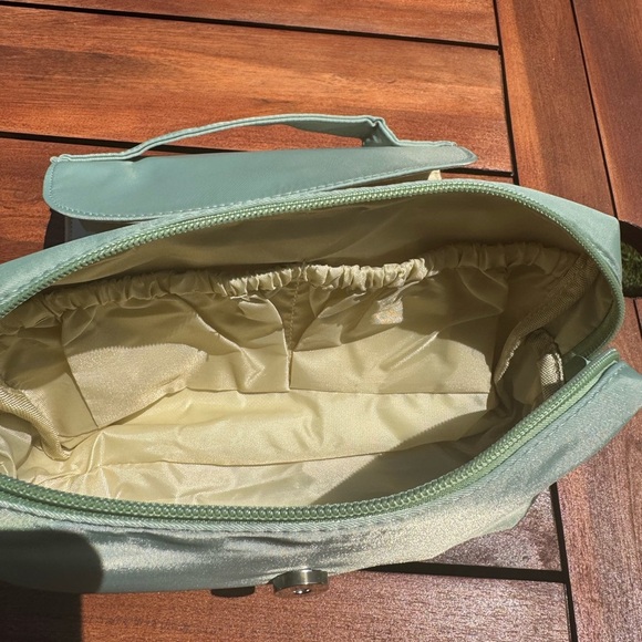 Makeup Bag With Makeup Brush Holder,Toiletries Bag. Cosmetic Bag-New - Picture 4 of 5